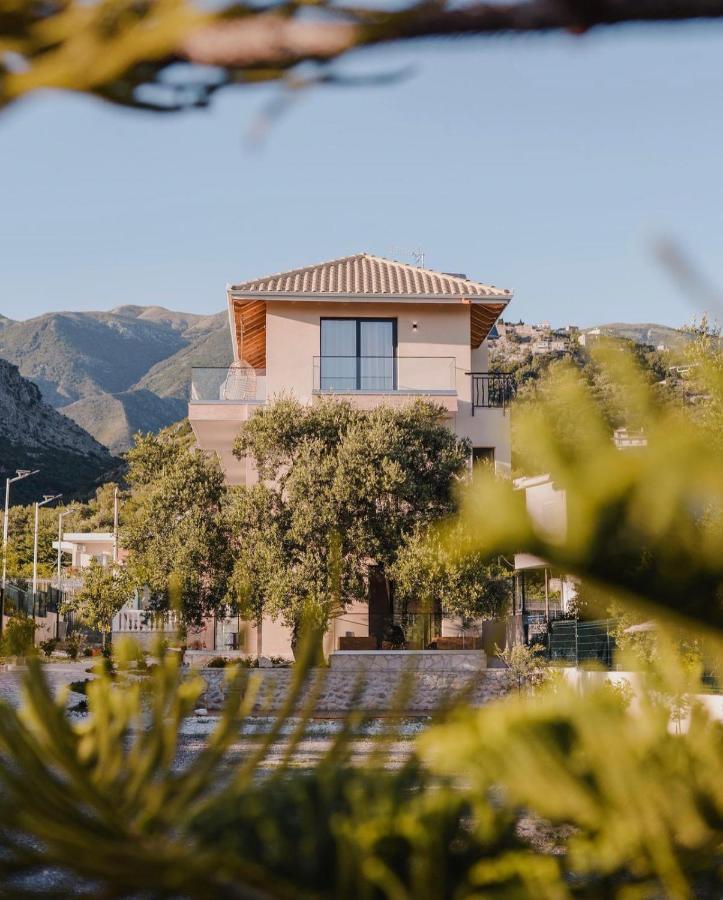 Vila Natali Himare Exterior foto