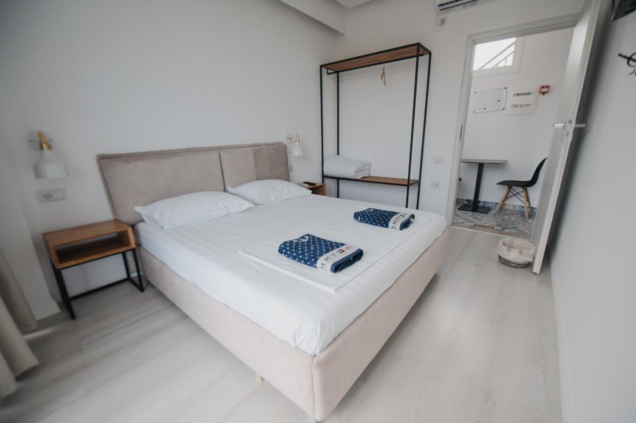 Vila Natali Himare Exterior foto