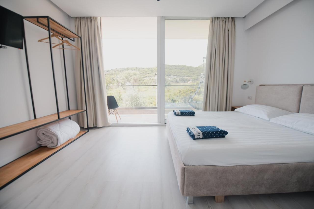 Vila Natali Himare Exterior foto
