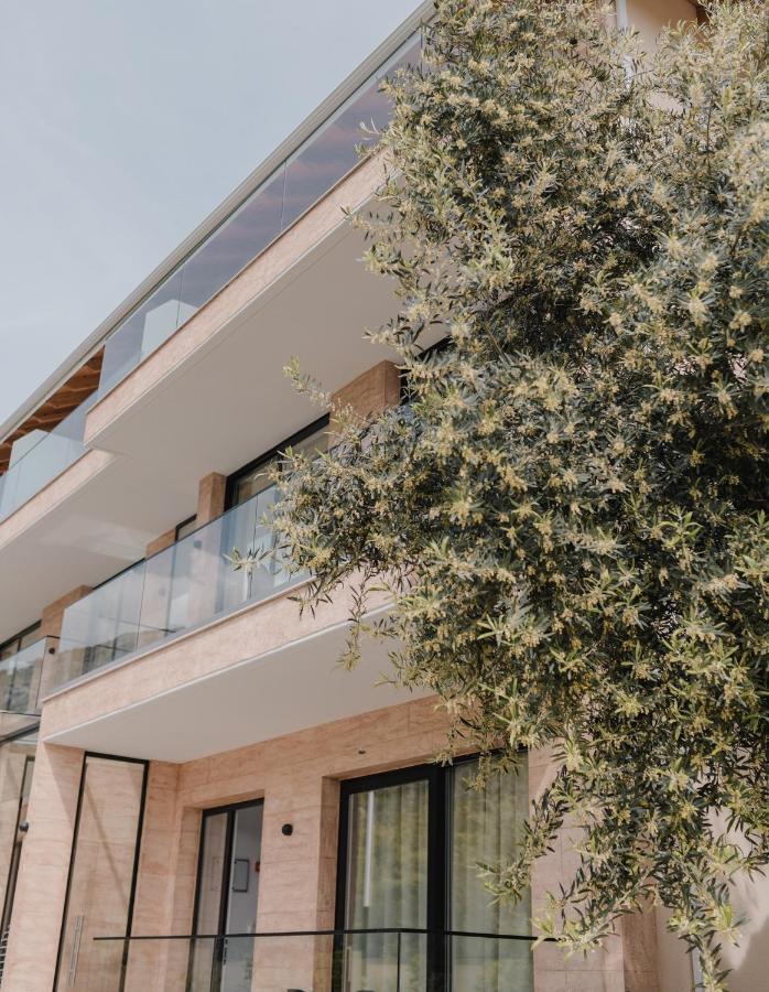 Vila Natali Himare Exterior foto