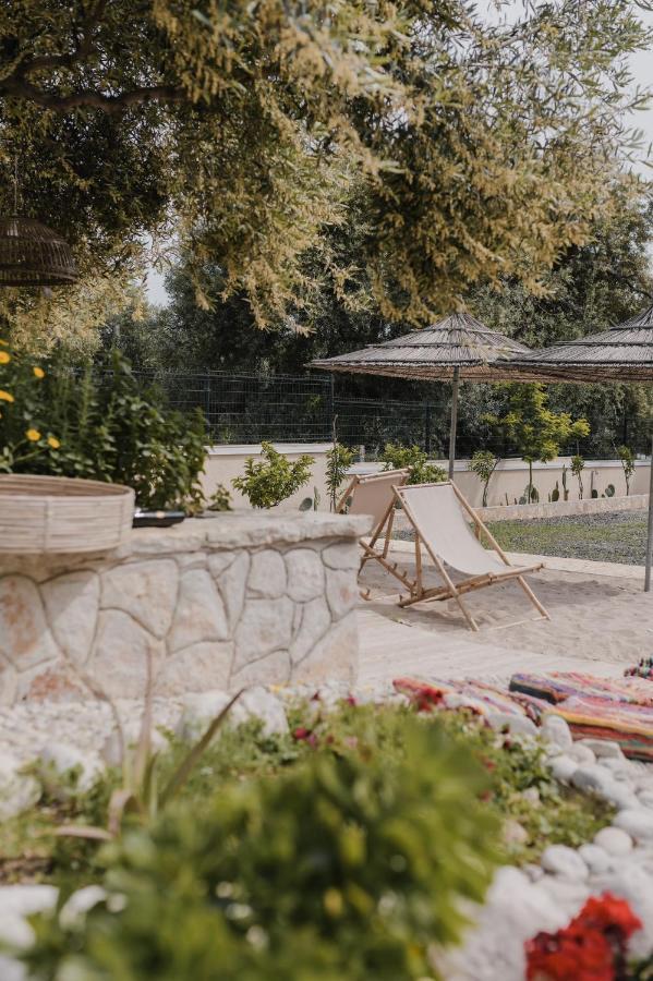 Vila Natali Himare Exterior foto