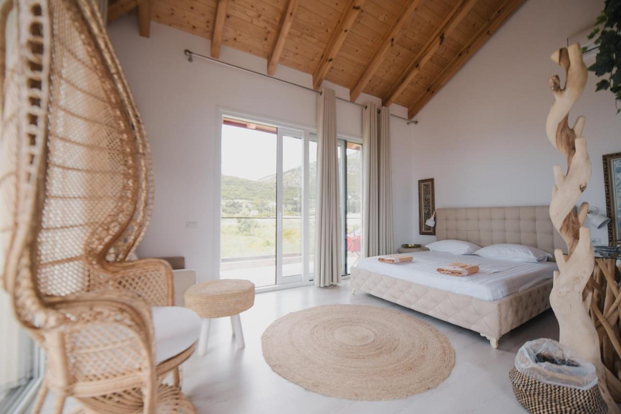Vila Natali Himare Exterior foto